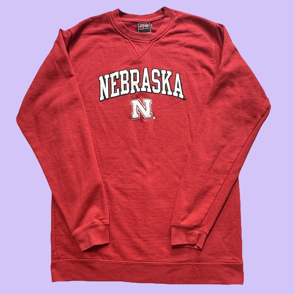 Genuine Stuff Sweatshirt Mens Small Red Nebraska Cornhuskers Crew Neck Pullover